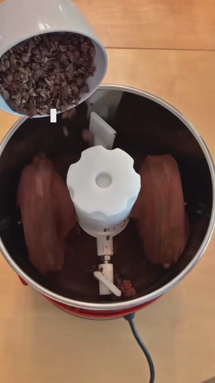 Load video: Melanger Premier 4,5kg com Stone Holder em Inox 304 - (Híbrida) - 110V